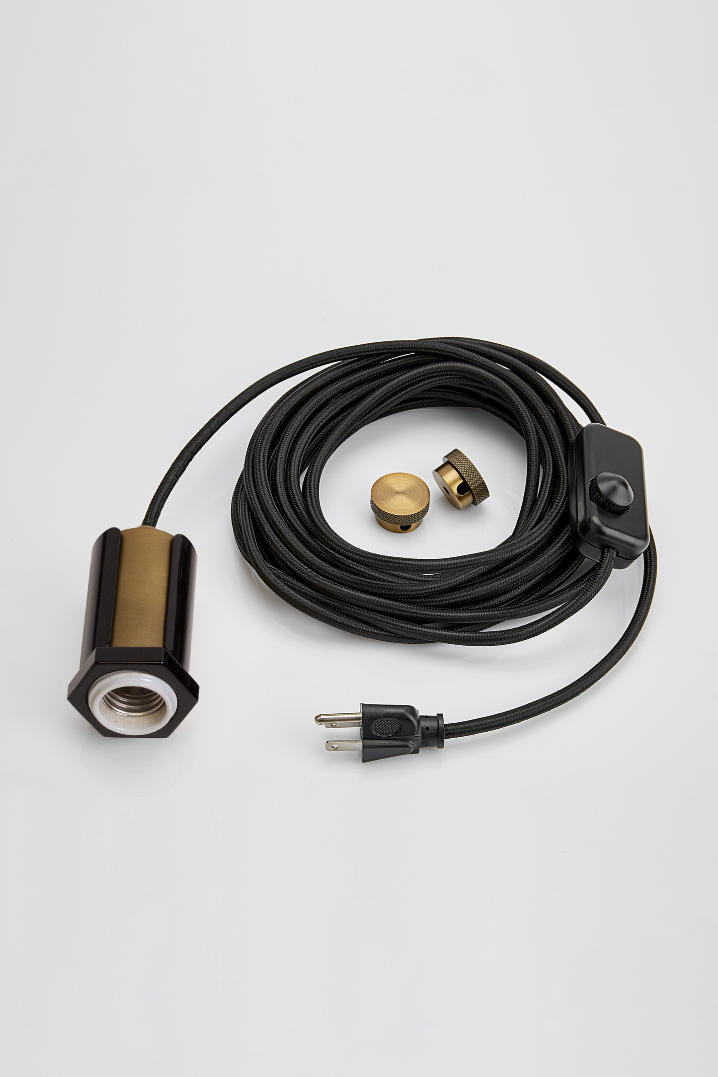 Alamere Plug-in Pendant Black and Mavisten Brass