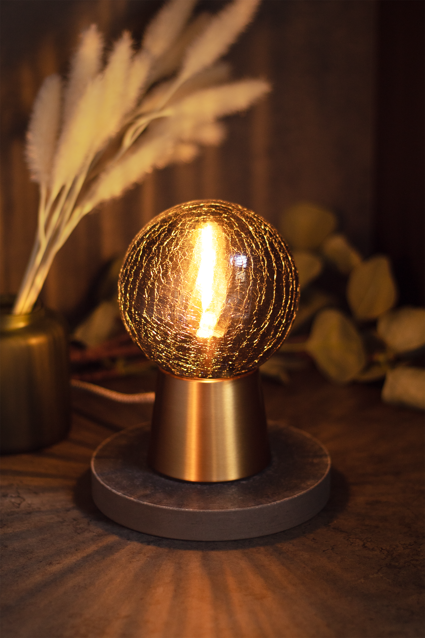 Modern accent lamp deals